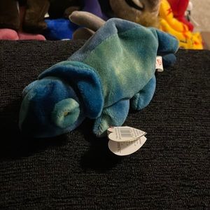 Ty Beanie Babie “rainbow” , 1997, rare, mint condition